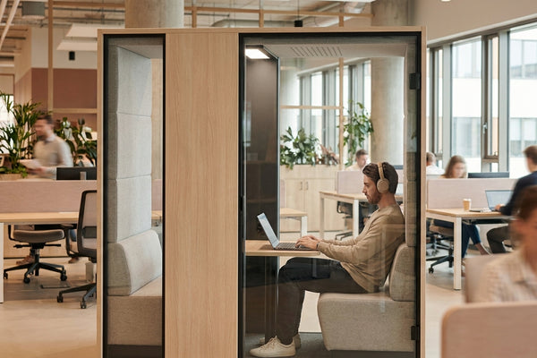 Silence booth for individual focus work in shared offices
