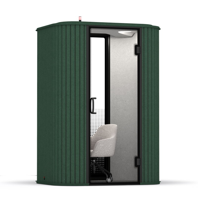 Anja SoloEmerald Green / Workstation